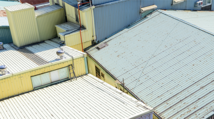 Installazioni fotovoltaiche su tetti complessi